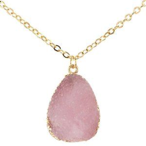 CLEARANCE ** PRICE FIRM  ** BRAND NEW ** NATURAL Pink Quartz Necklace